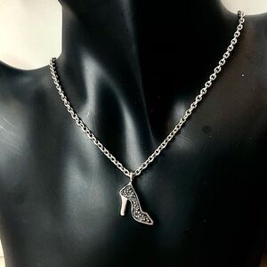 LOIS HILL Sterling Silver High Heel Pendant w/ Granulation On Toggle Necklace